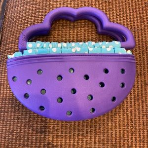 Crocs girls scalloped purse